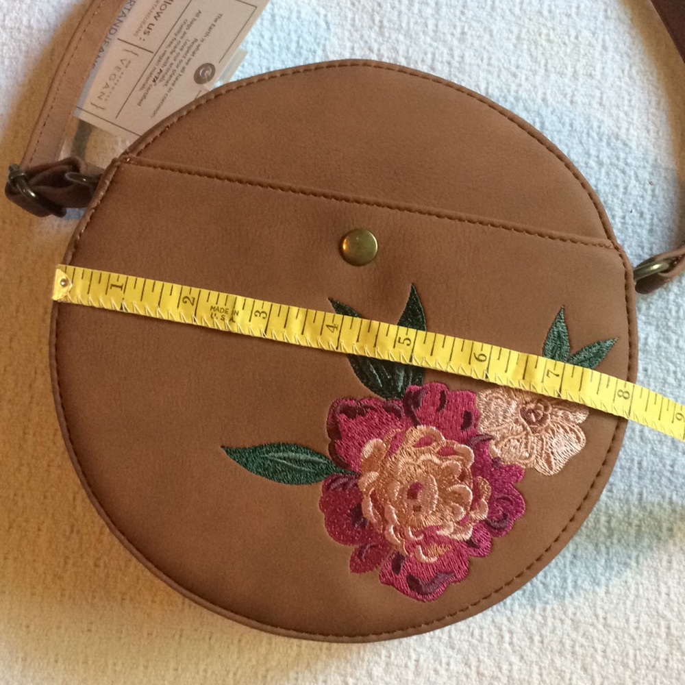 T-Shirt & Jeans Floral Embroidered Round Crossbody - Picture 8 of 10